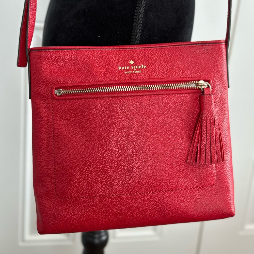 Kate Spade ♠️ Red Jackson Crossbody EUC